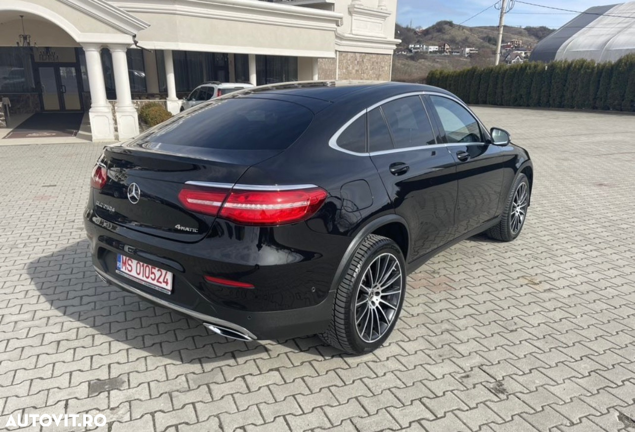 Mercedes-Benz GLC Coupe 250 d 4Matic 9G-TRONIC - 27