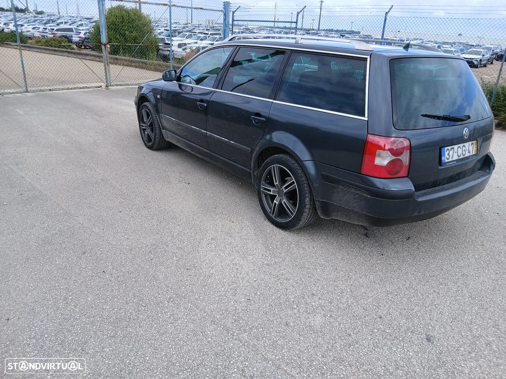 VW Passat Variant 1.9 TDi 4Motion Comfortline - 5