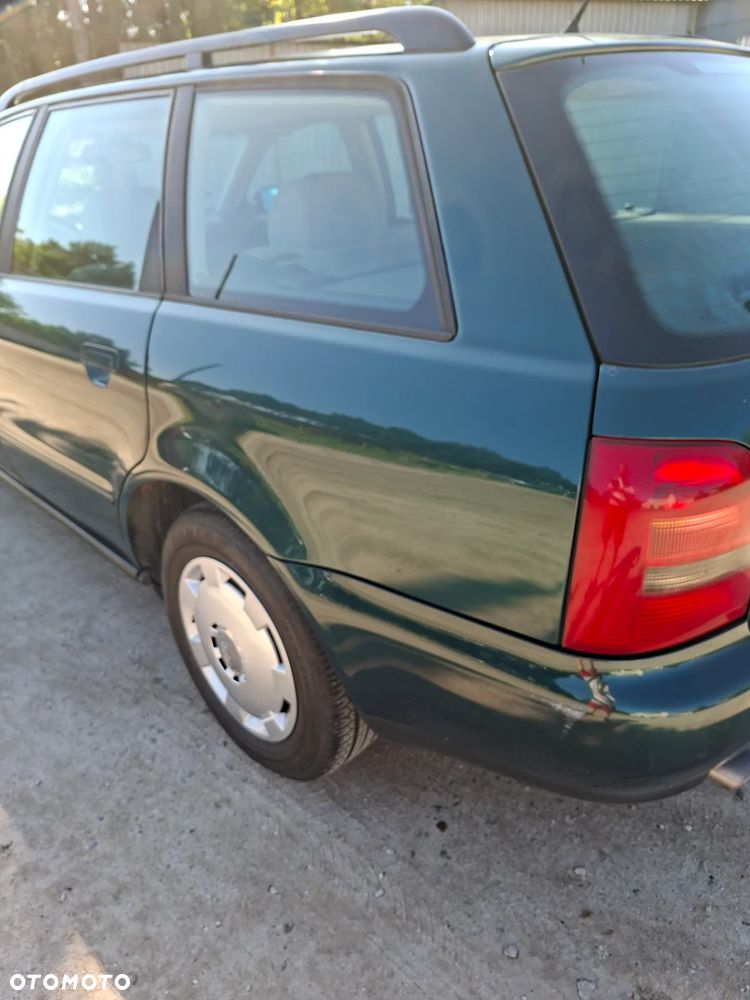 Audi A4 Avant 1.8 - 5