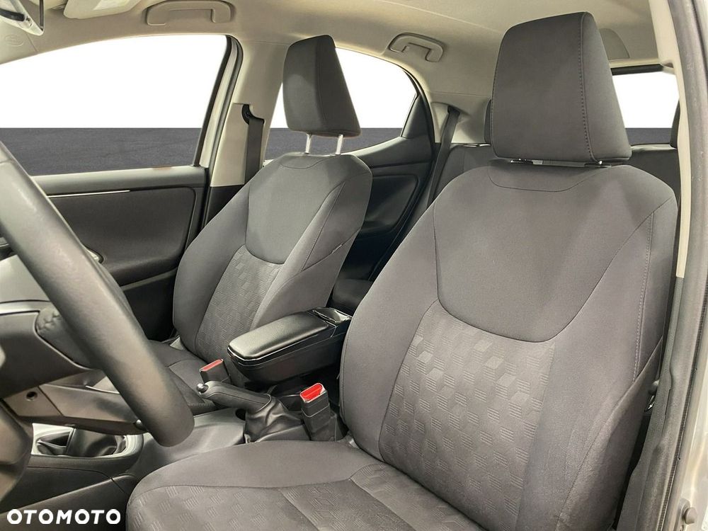 Toyota Yaris - 11