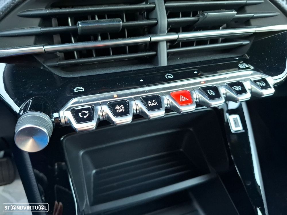 Peugeot e-2008 54 kWh Active - 21