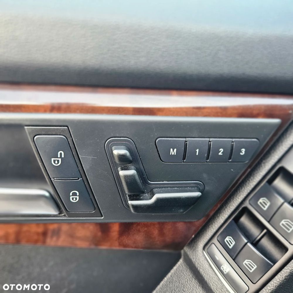 Mercedes-Benz GLK - 22