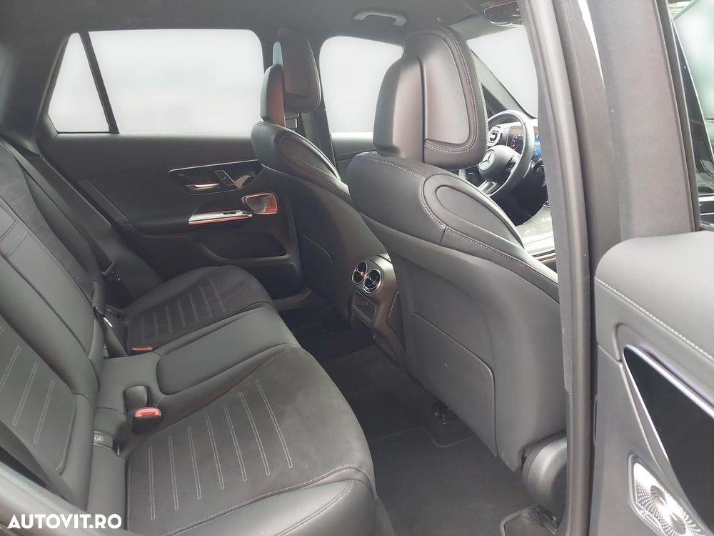 Mercedes-Benz GLC 220 d 4MATIC MHEV - 15