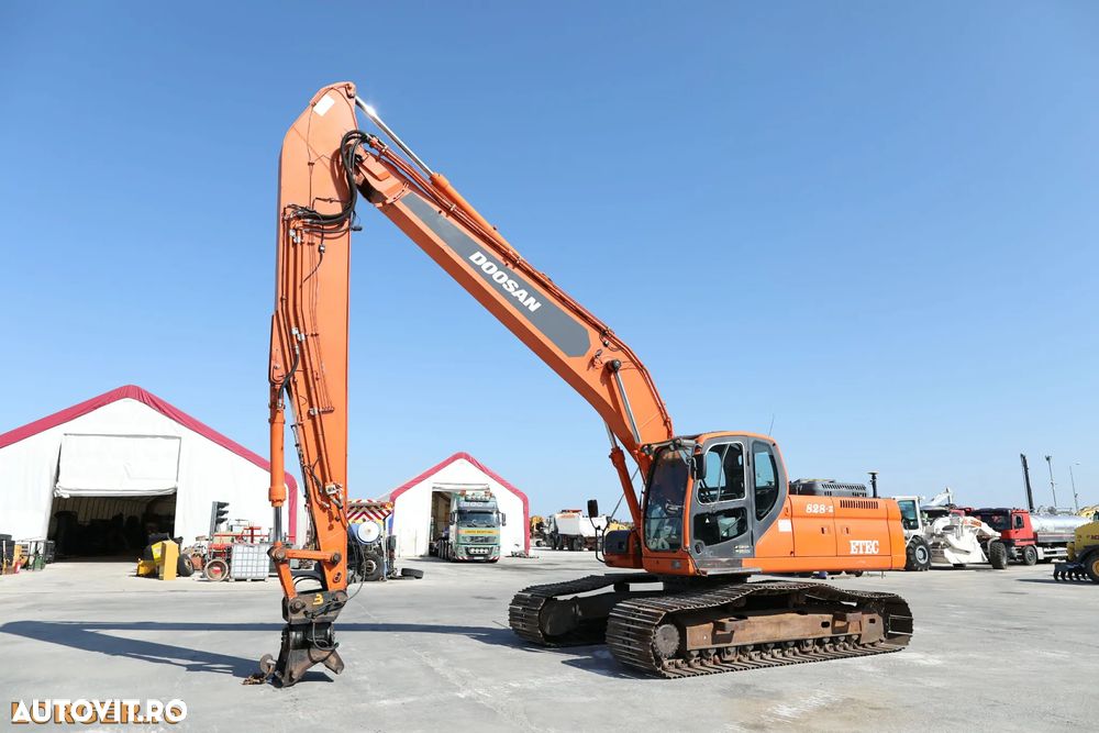 Doosan DX 300 (Etec) - Long Reach Boom 14 m - 1