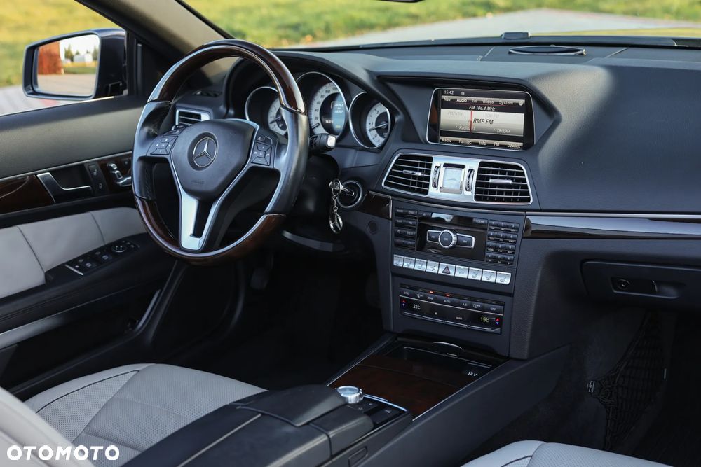 Mercedes-Benz Klasa E - 29