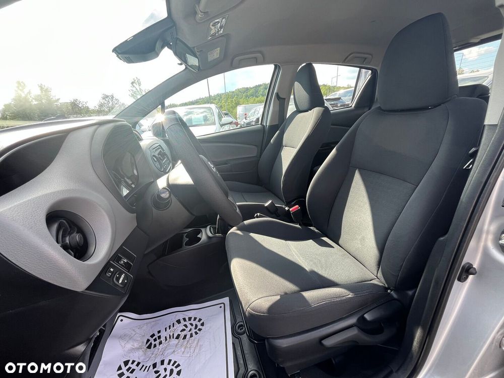 Toyota Yaris - 26