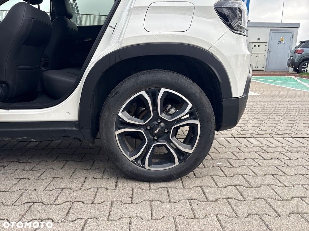 Jeep Avenger - 11