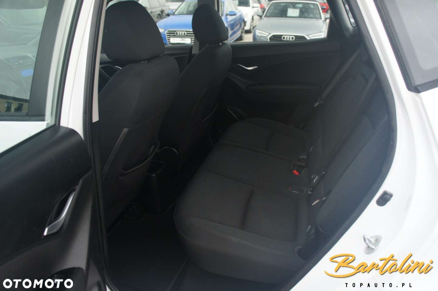 Hyundai ix20 - 12