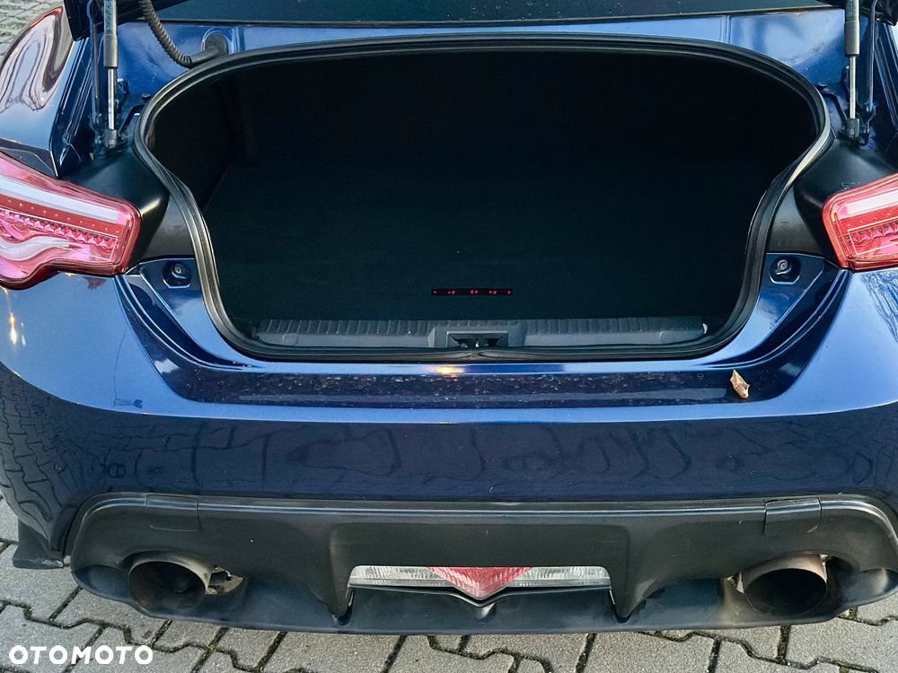 Toyota GT86 2.0 Premium - 10