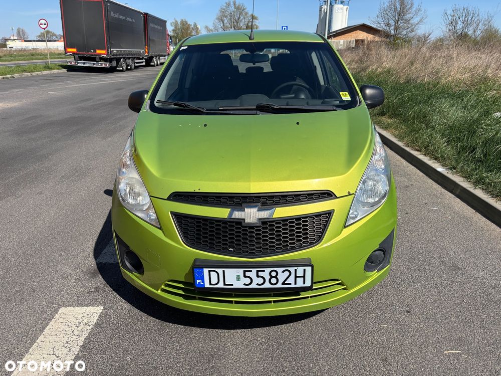 Chevrolet Spark 1.0 Base - 1