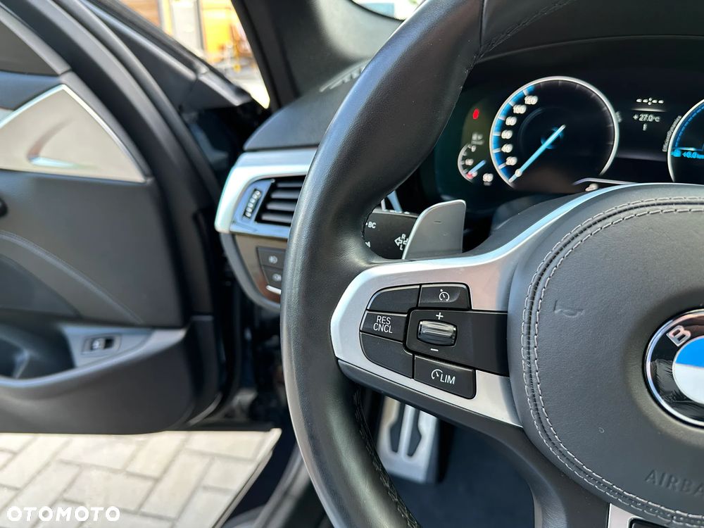BMW Seria 5 - 10