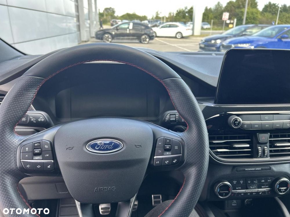 Ford Kuga - 13