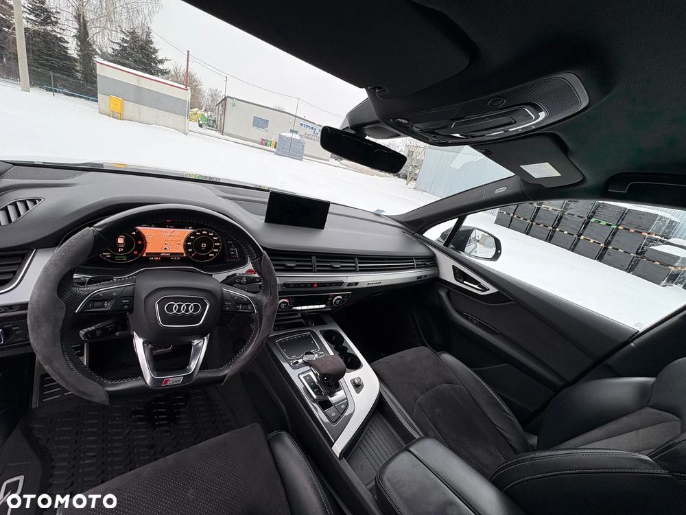 Audi Q7 - 4