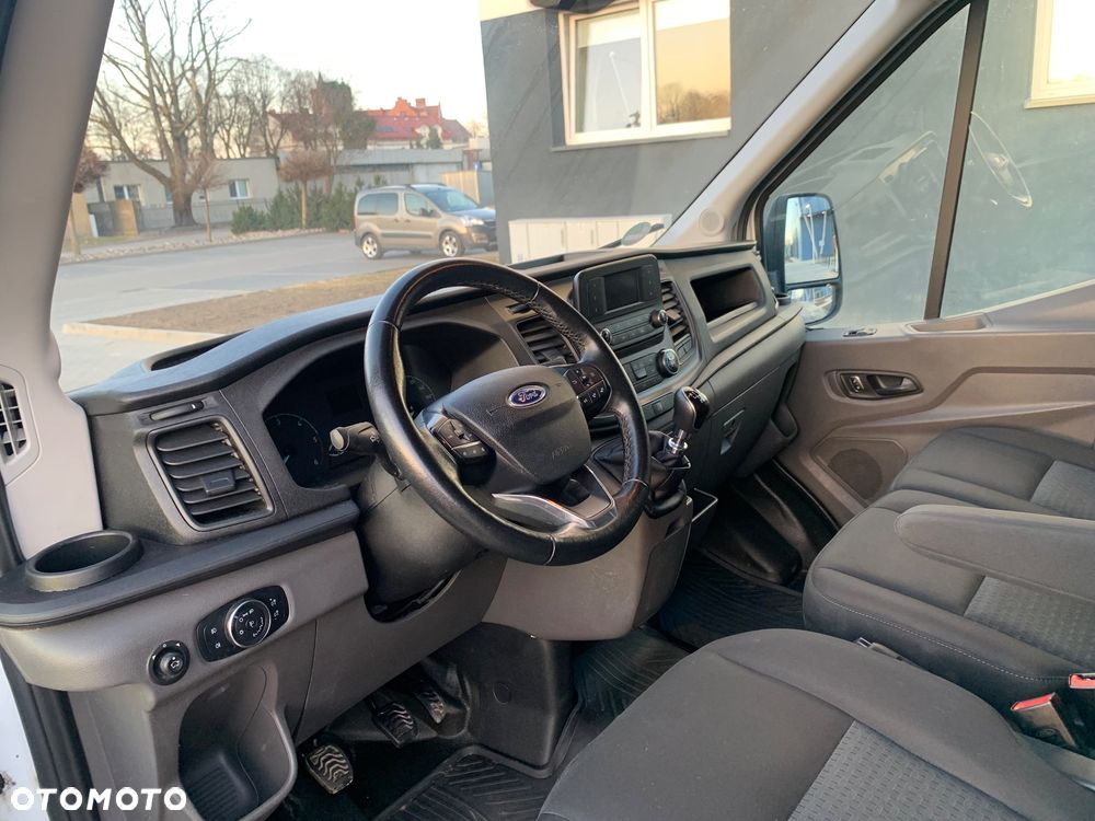 Ford Transit - 9