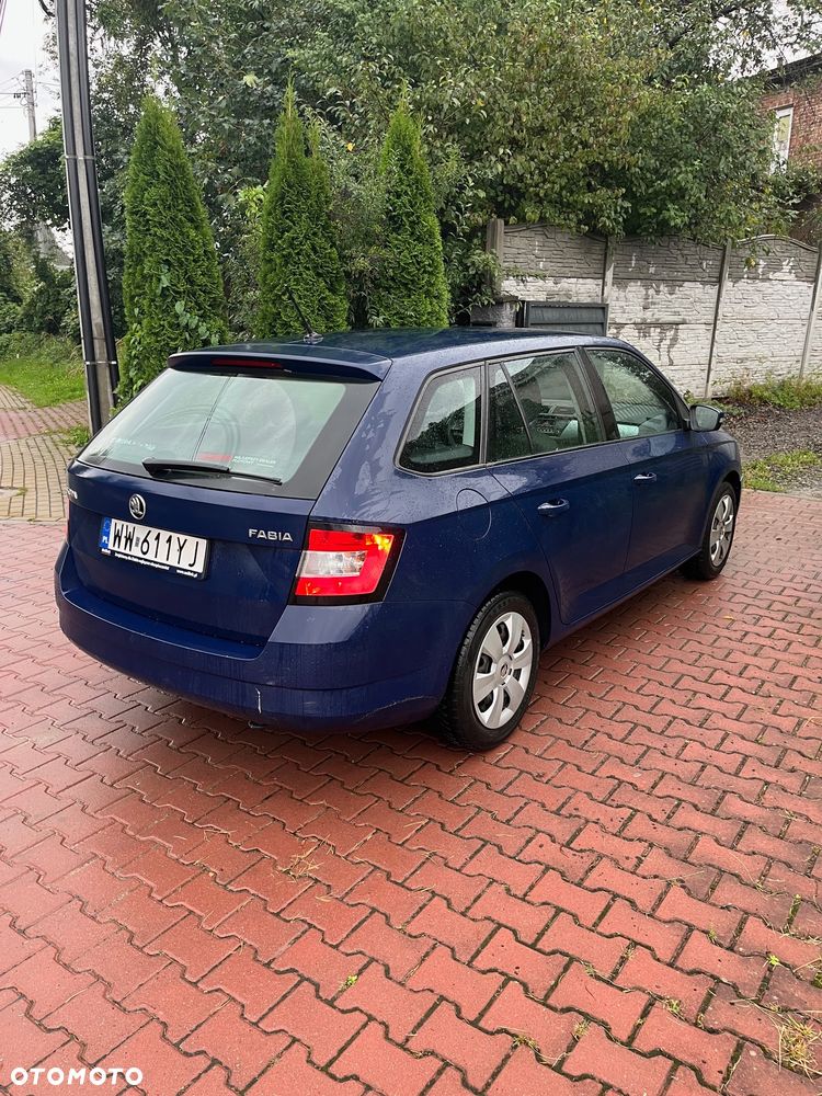Skoda Fabia 2018 photo 2