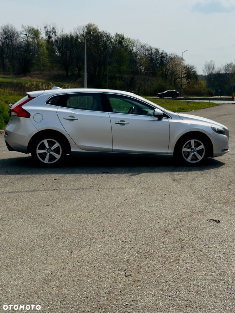 Volvo V40 - 8