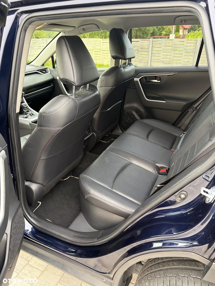Toyota RAV4 - 7