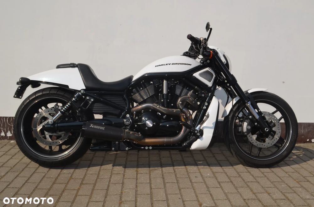 Harley-Davidson V-Rod Street Rod - 36