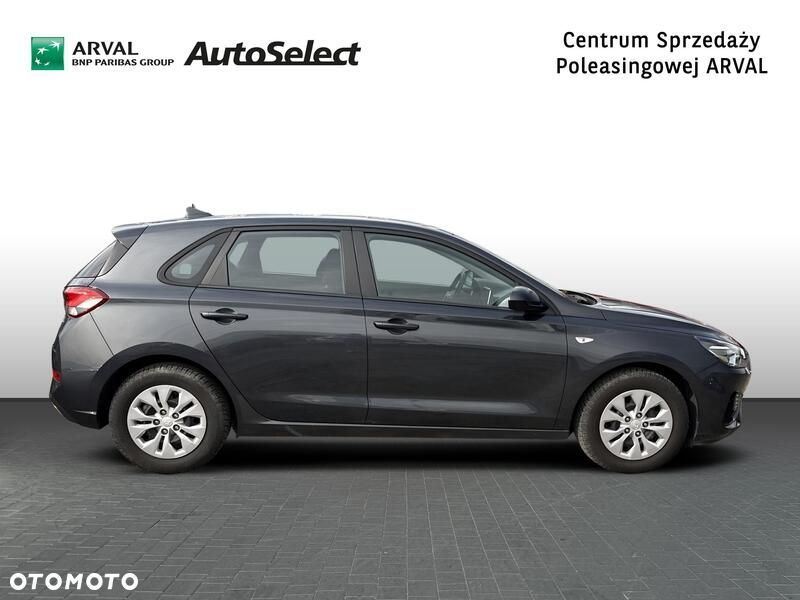 Hyundai i30 1.5 DPI Classic + - 8