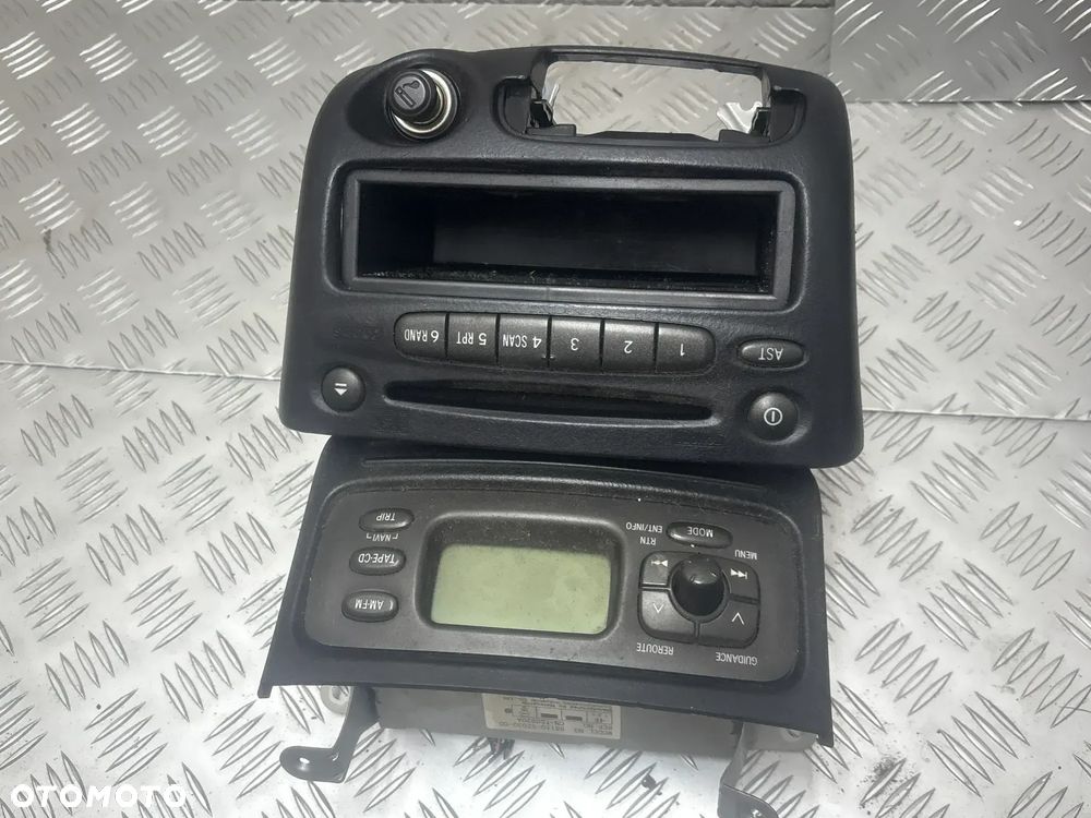 ZESTAW RADIA TOYOTA YARIS 1 - 1