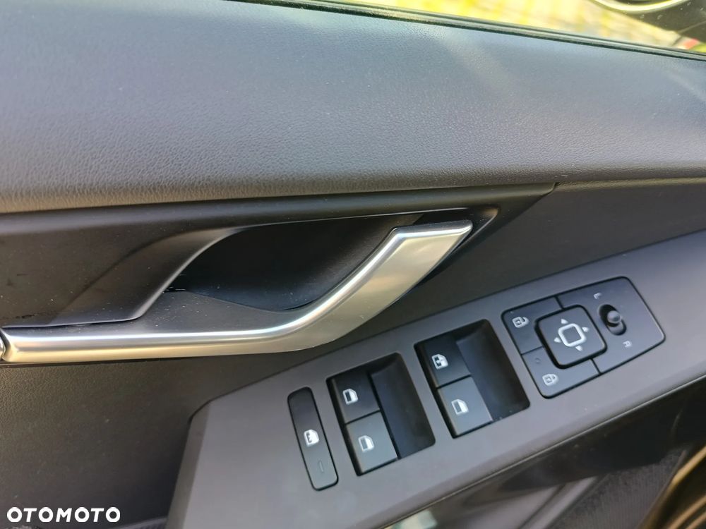 Kia Niro 1.6 GDI Hybrid M - 12