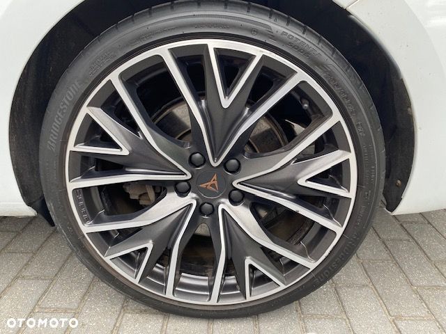 Cupra Leon 2.0 TSI VZ DSG - 29