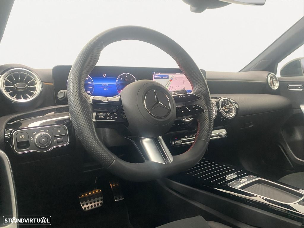 Mercedes-Benz A 200 - 9