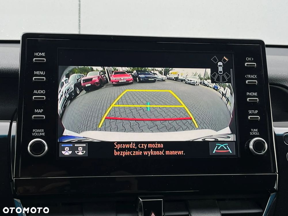 Toyota Camry 2.5 Hybrid Executive CVT - 34