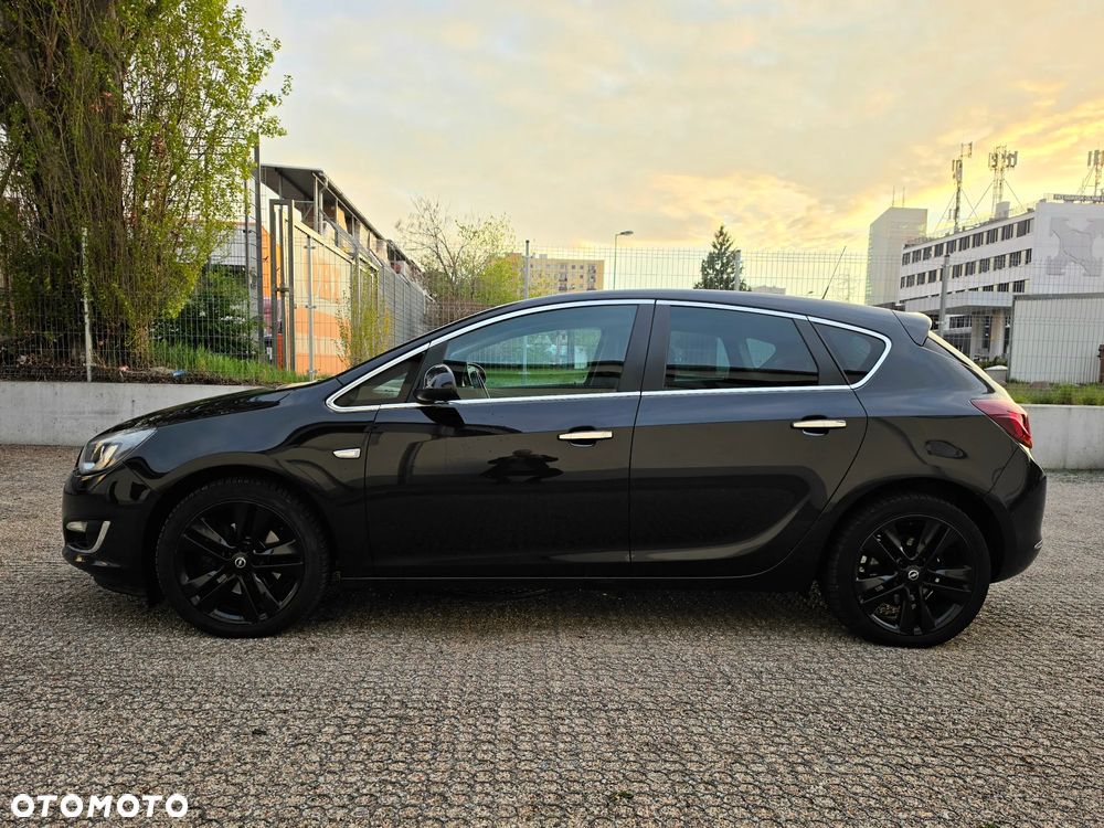 Opel Astra - 4