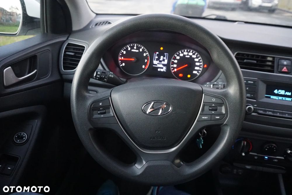 Hyundai i20 1.2 Classic Plus - 9