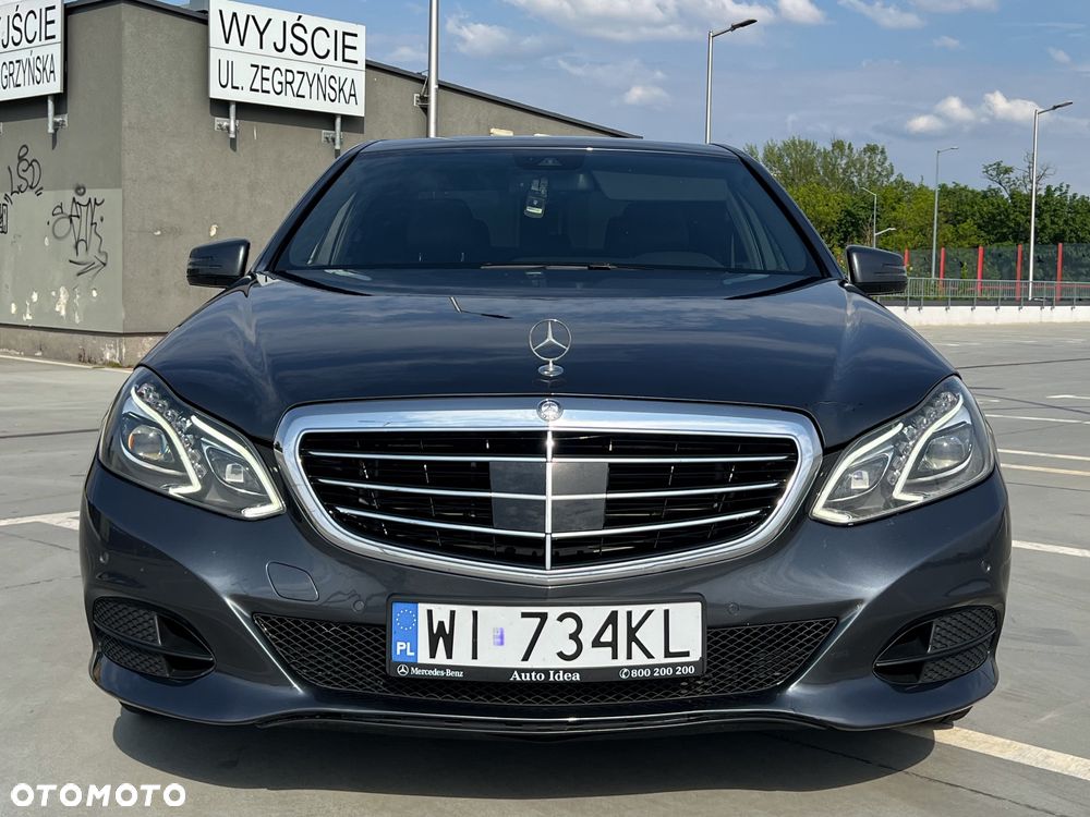 Mercedes-Benz Klasa E 220 CDI DPF BlueEFFICIENCY 7G-TRONIC Avantgarde - 16