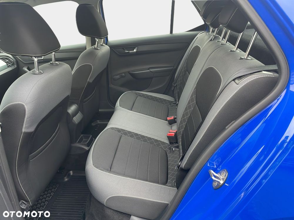 Skoda Fabia 1.0 TSI Ambition - 8