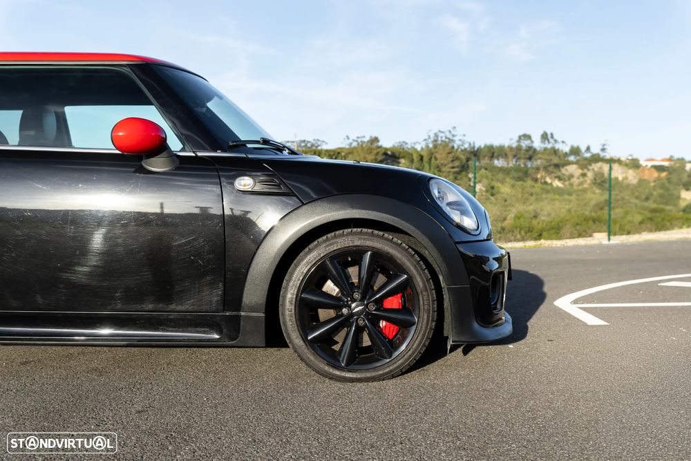 MINI 3 Portas John Cooper Works - 20