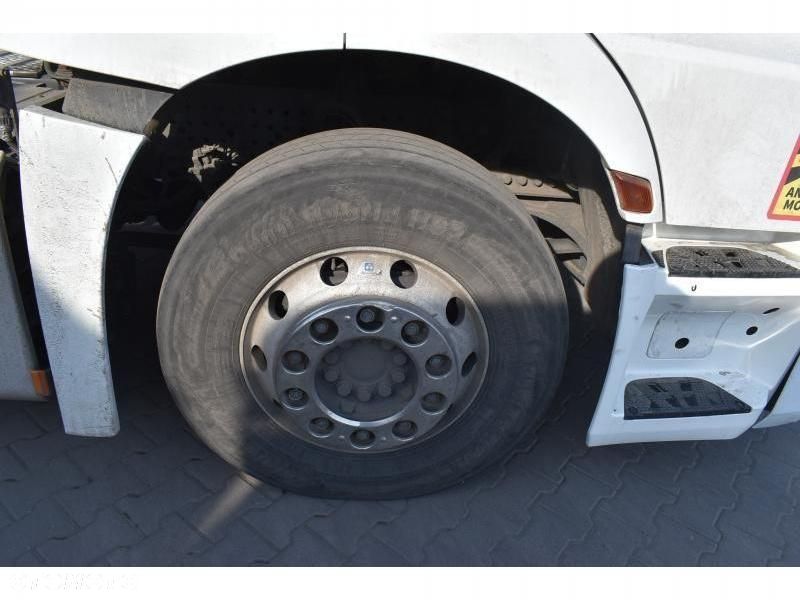 Mercedes-Benz Actros - 36