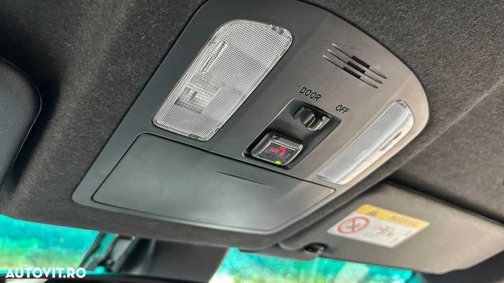 Toyota Hilux 2.8D 204CP 4x4 Double Cab AT Invincible Color Edition - 23