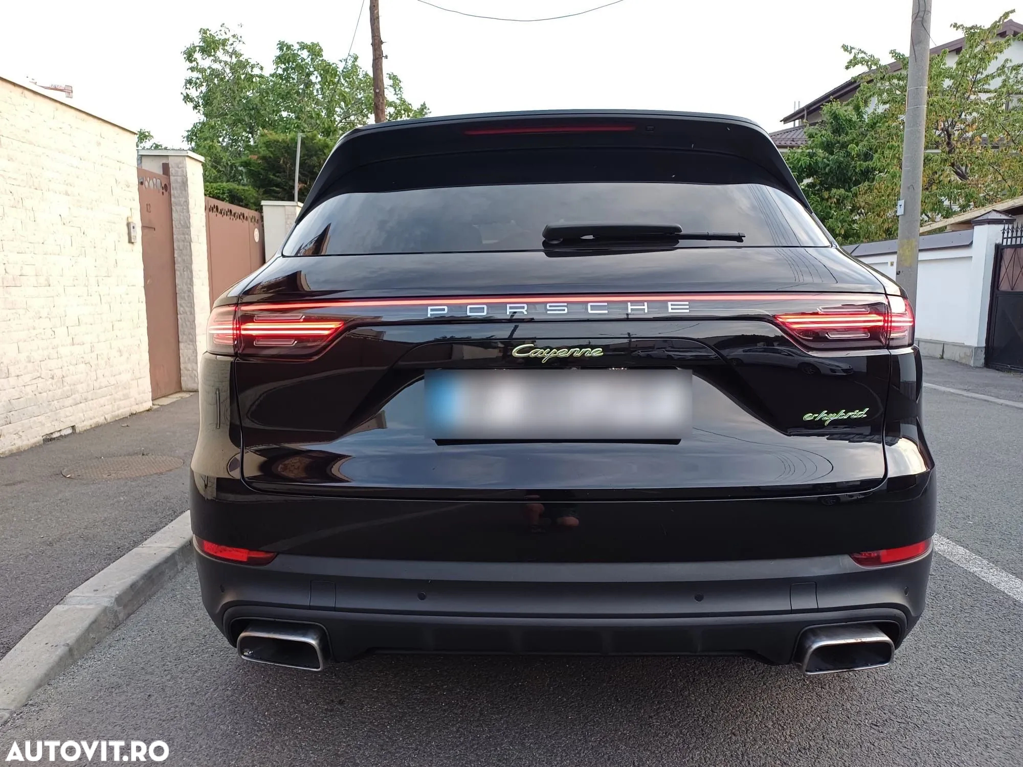 Porsche Cayenne - 4