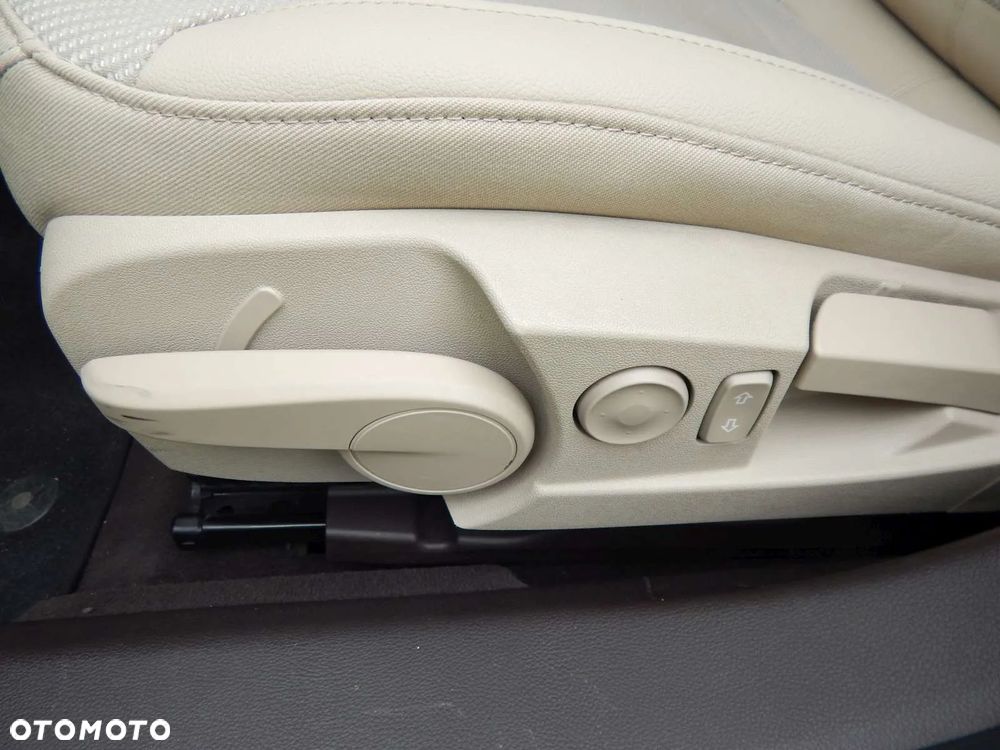 Opel Insignia 2.0 CDTI Sports Tourer - 19