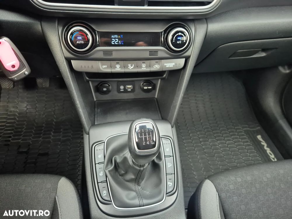 Hyundai KONA 1.0 T-GDI 2WD Highway - 18