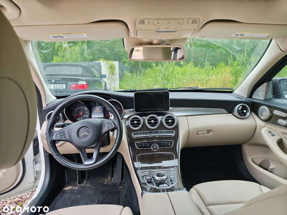 Mercedes-Benz Klasa C 300 9G-TRONIC - 9
