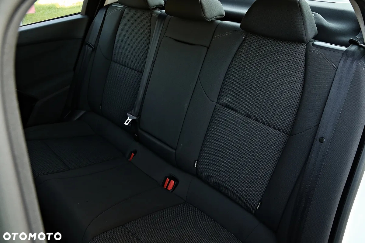 Peugeot 508 RXH 2.0 HDi HYbrid4 - 32