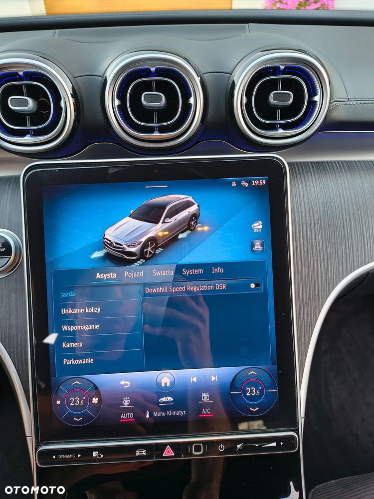 Mercedes-Benz Klasa C 220 d 4Matic 9G-TRONIC Avantgarde - 35