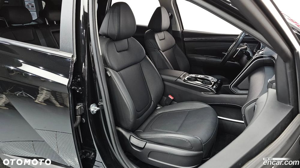 Hyundai Tucson - 8