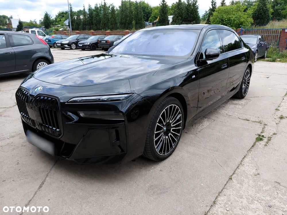 BMW Seria 7 - 1