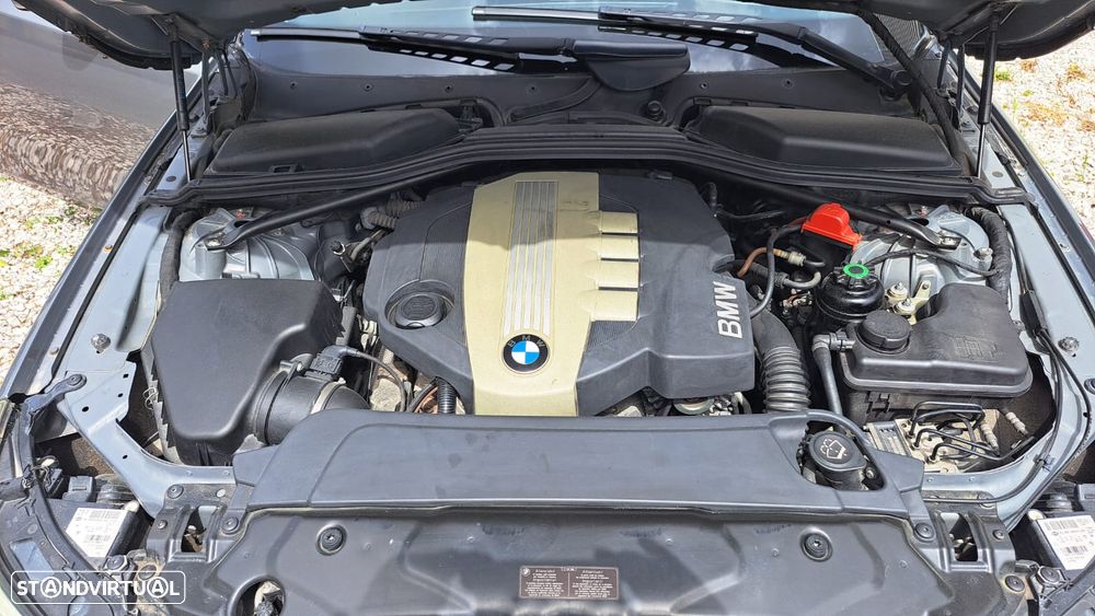 BMW 520 d Executive - 40