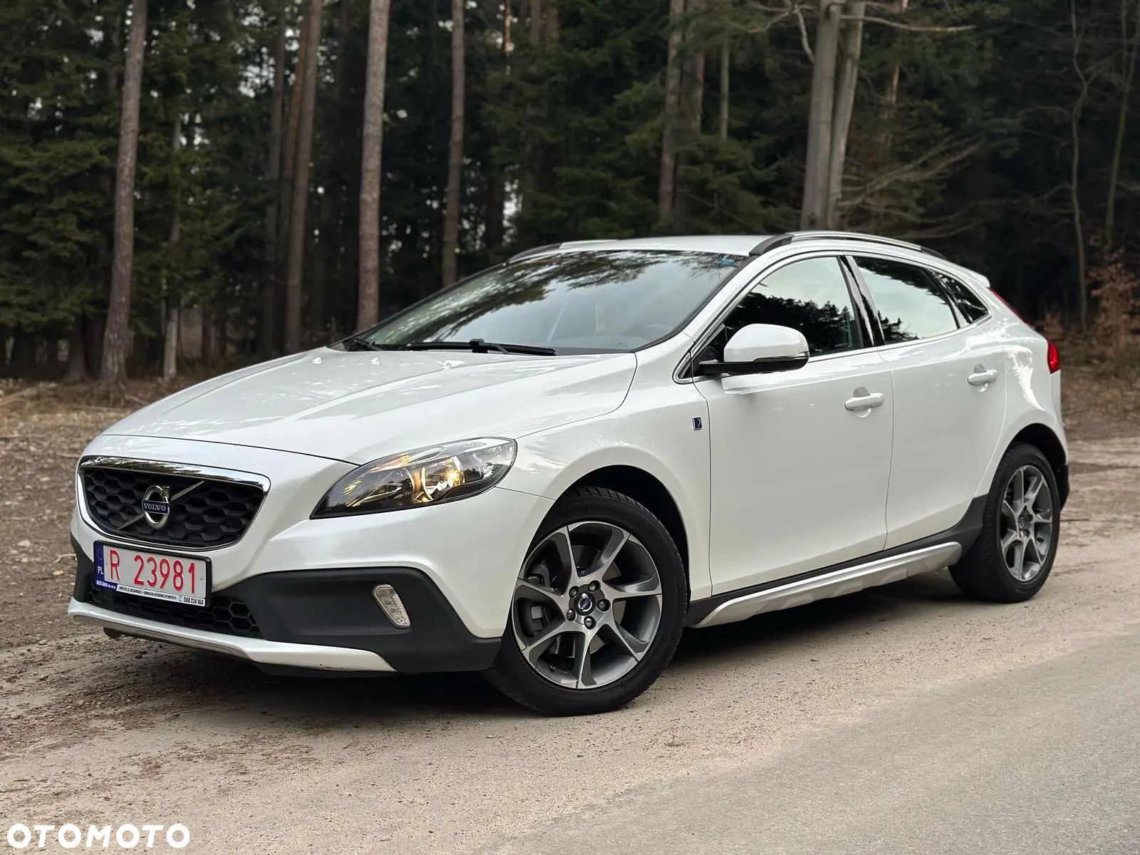Volvo V40 D2 Drive-E Ocean Race - 1