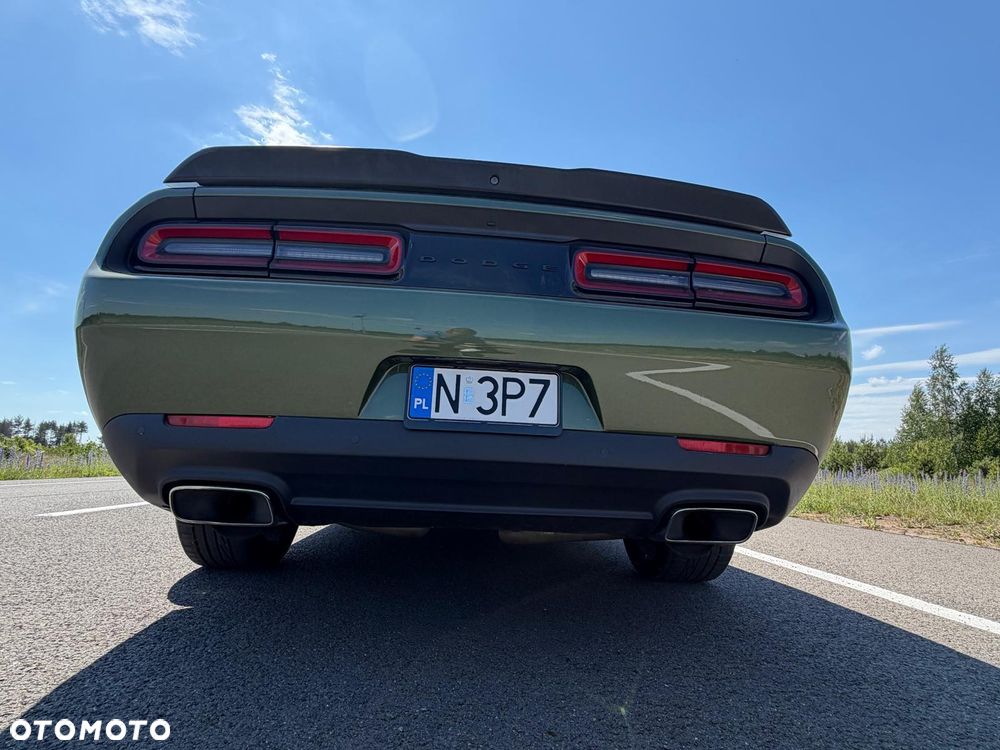 Dodge Challenger 5.7 R/T - 15