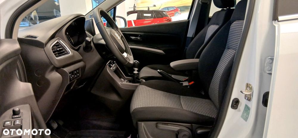 Suzuki SX4 S-Cross - 13