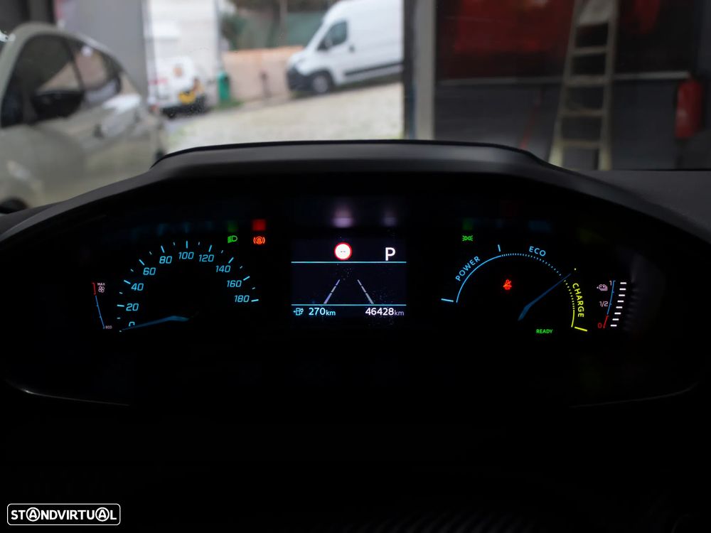Peugeot e-208 50 kWh Allure - 22