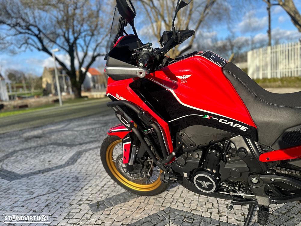 Moto Morini X-Cape Gold Edition - 17