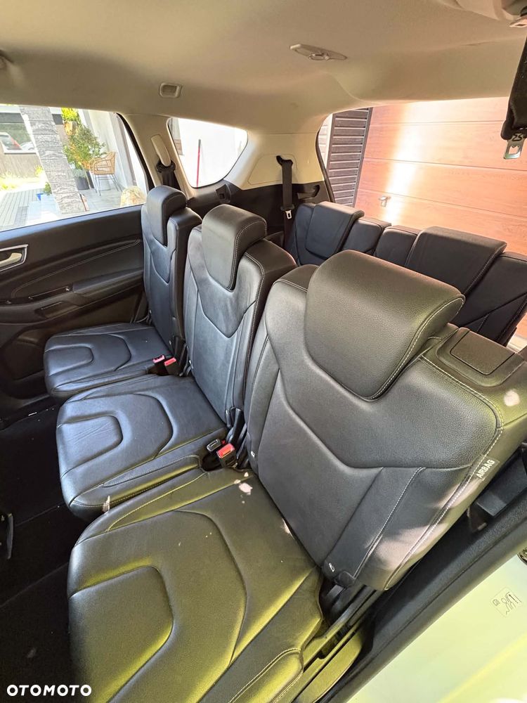 Ford S-Max 2.0 EcoBlue Titanium - 12